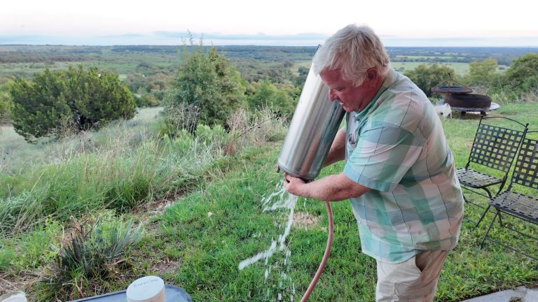 VIDEO: How to Properly Clean a Homebrew Keg